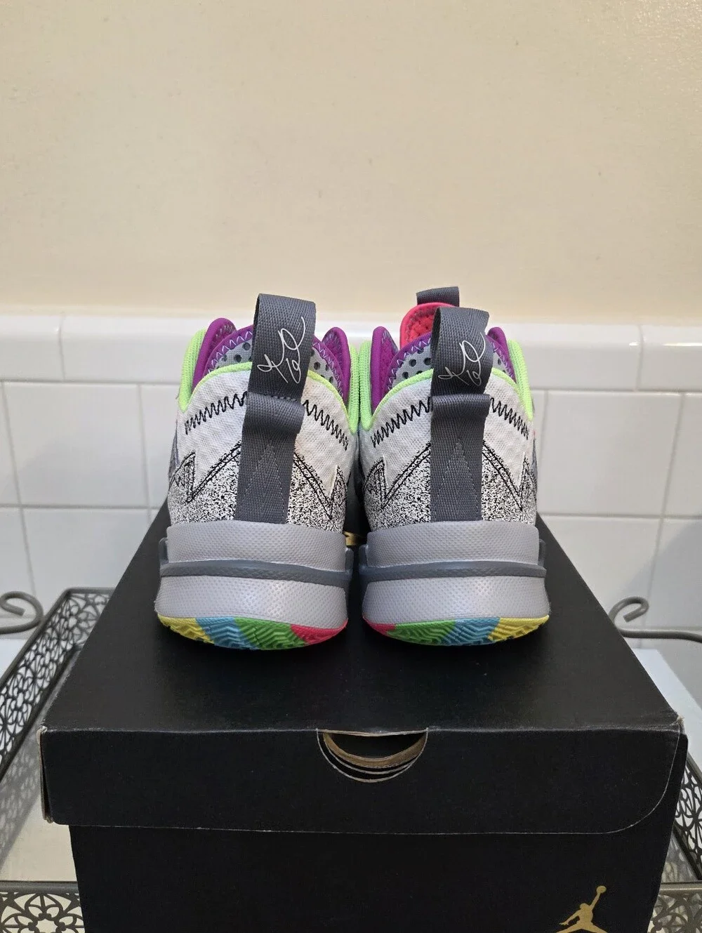Jordan stylish white